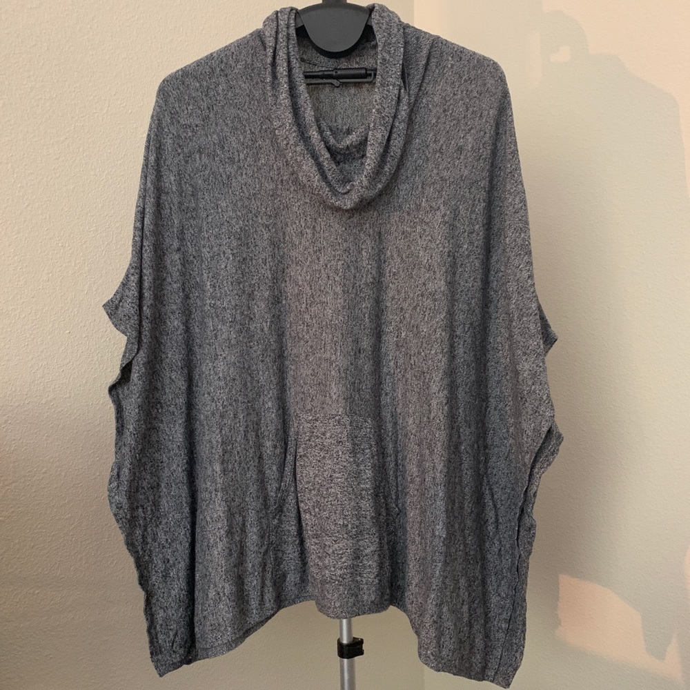 Calvin Klein’s women’s poncho